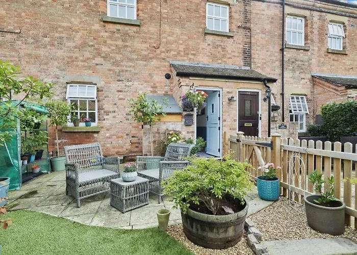Greystoke Mews